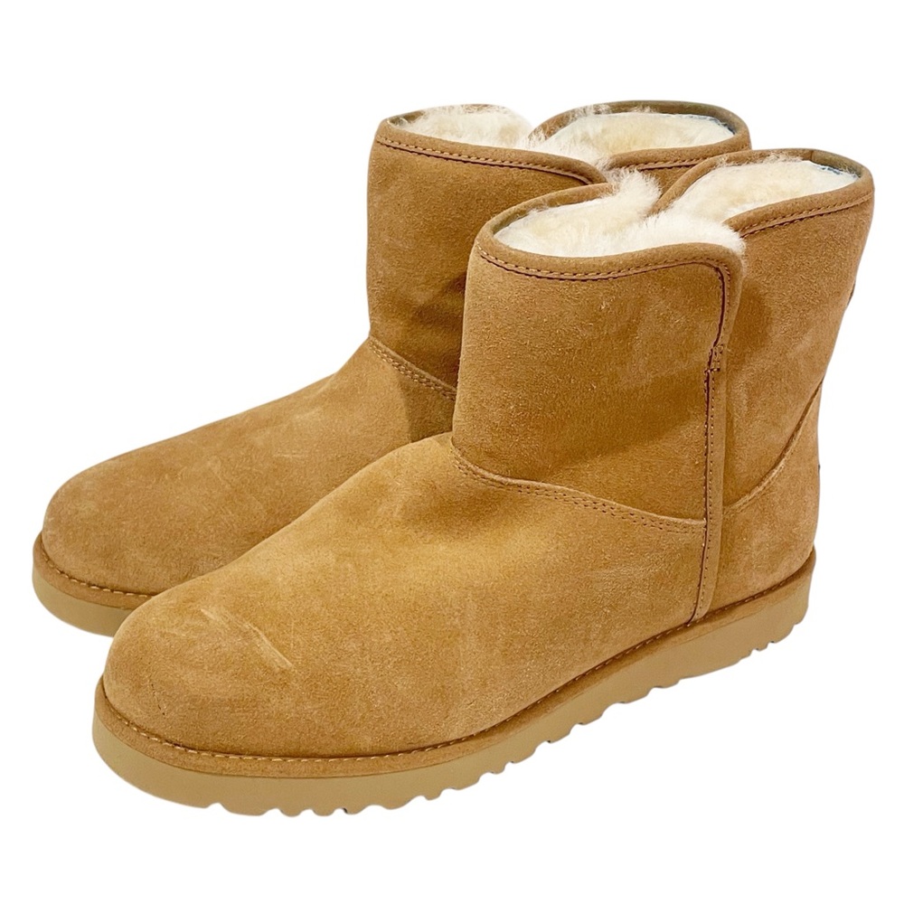 UGG Size 8 Cory II Genuine Shearling Lined Boot Chestnut Suede